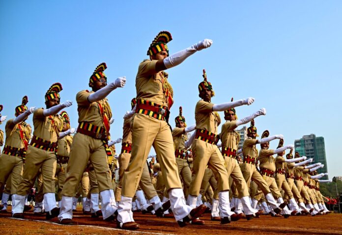 प्रजासत्ताक-दिनानिमित्त-रंगीत-तालीम-7-1536x1054